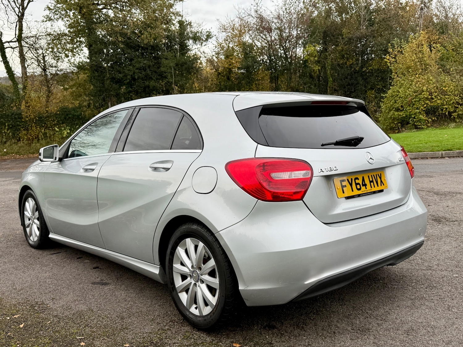 Used Mercedes-Benz A-Class 2014 for sale - 76358304: Photo 8