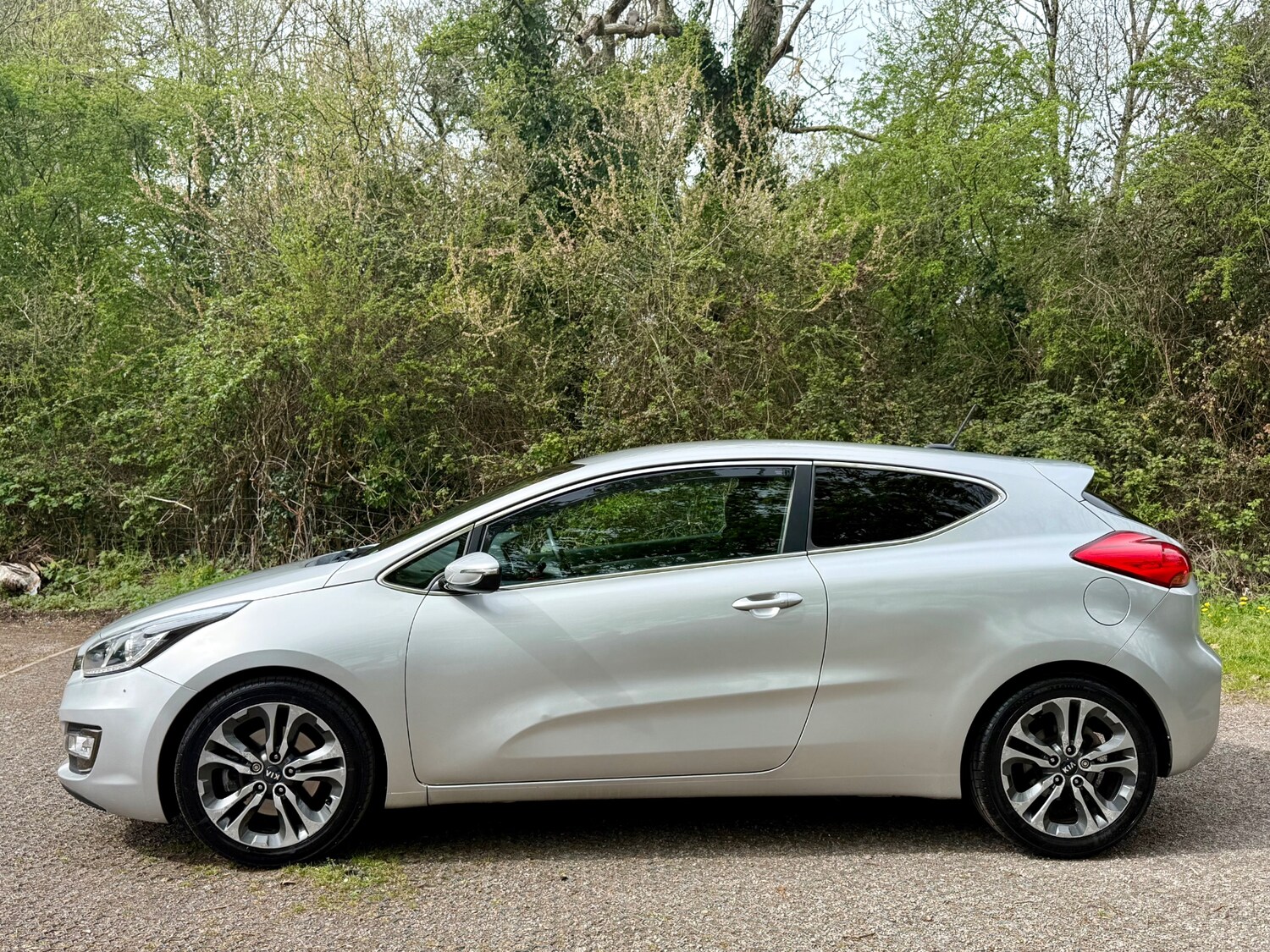 Used Kia Pro Ceed 2014 for sale - 78190330: Photo 12