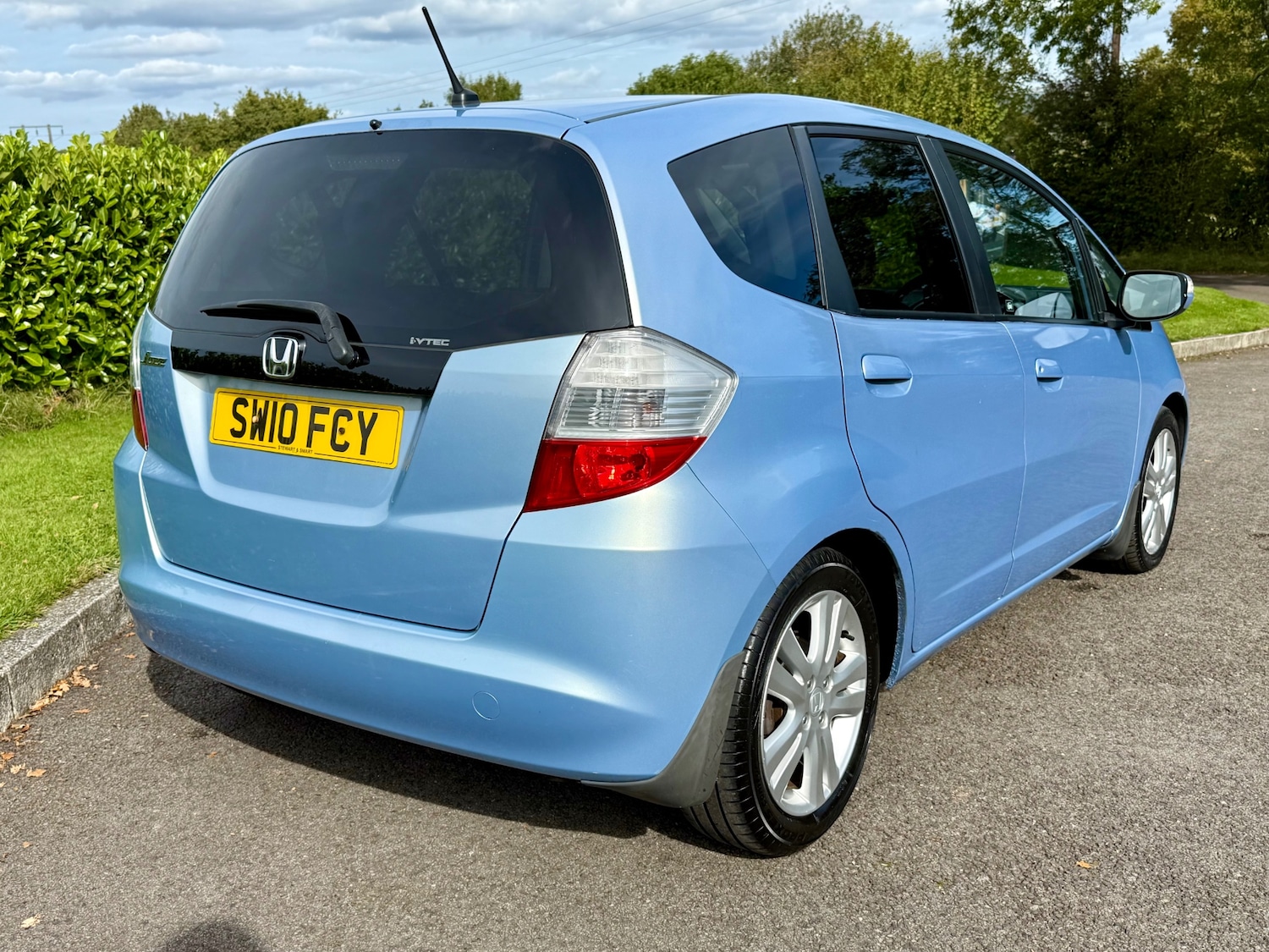 Used Honda Jazz 2010 for sale - 76107578: Photo 10