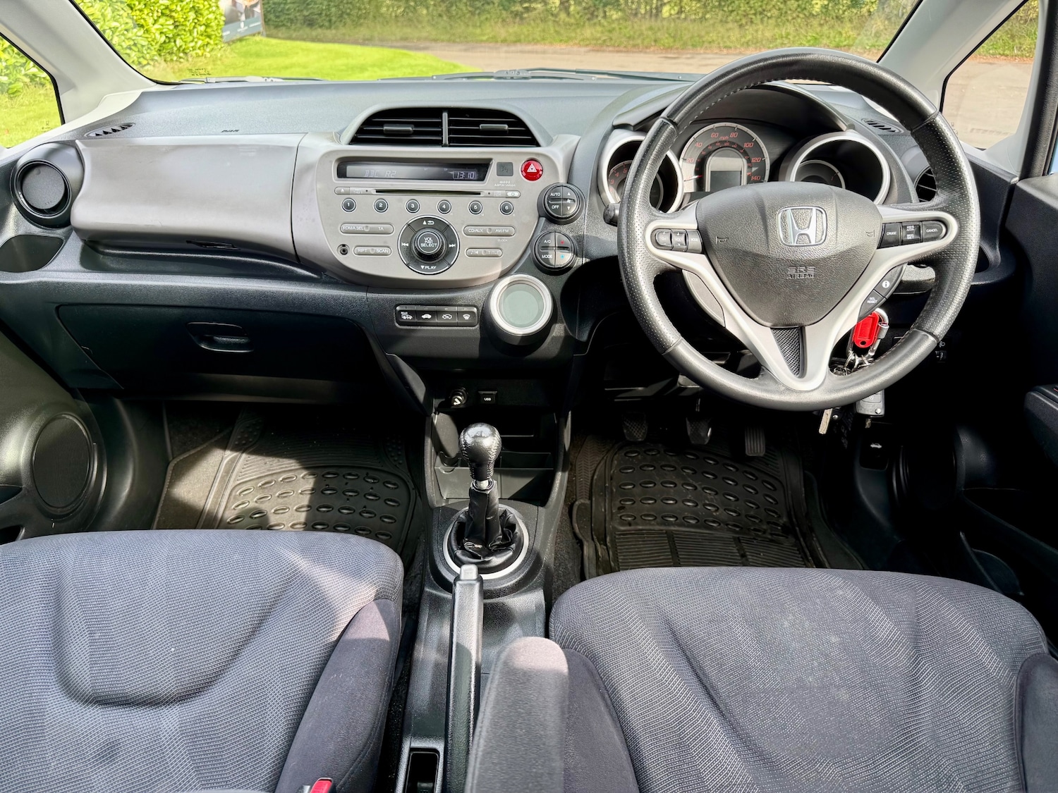 Used Honda Jazz 2010 for sale - 76107578: Photo 14