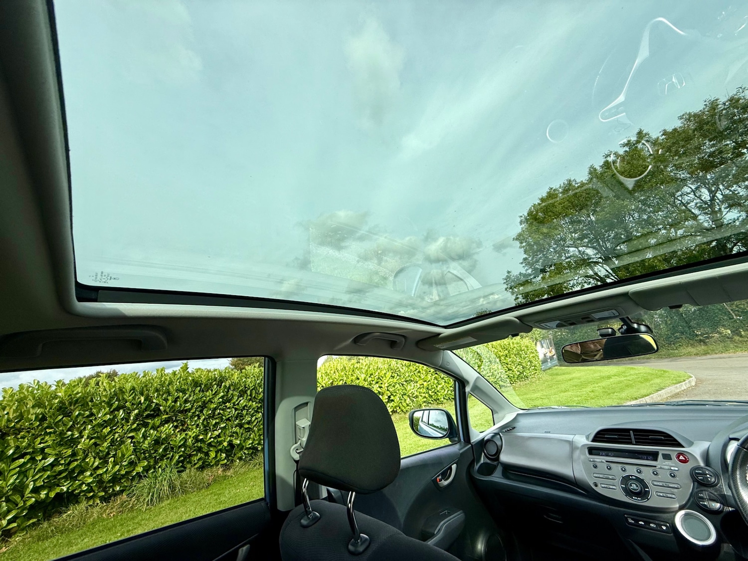 Used Honda Jazz 2010 for sale - 76107578: Photo 23