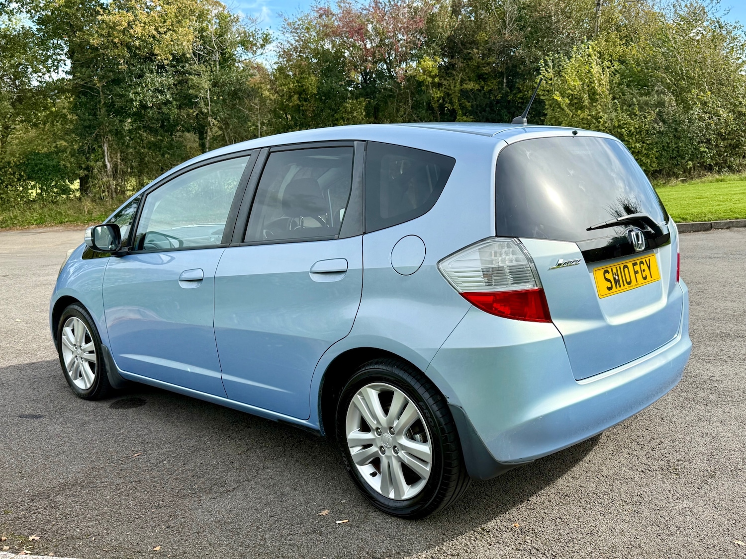 Used Honda Jazz 2010 for sale - 76107578: Photo 7