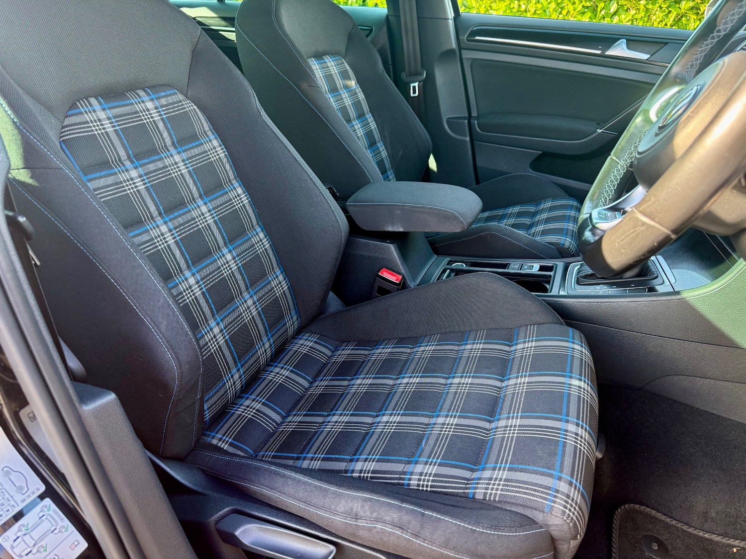 Used Volkswagen Golf 2015 for sale - 77640814: Photo 14