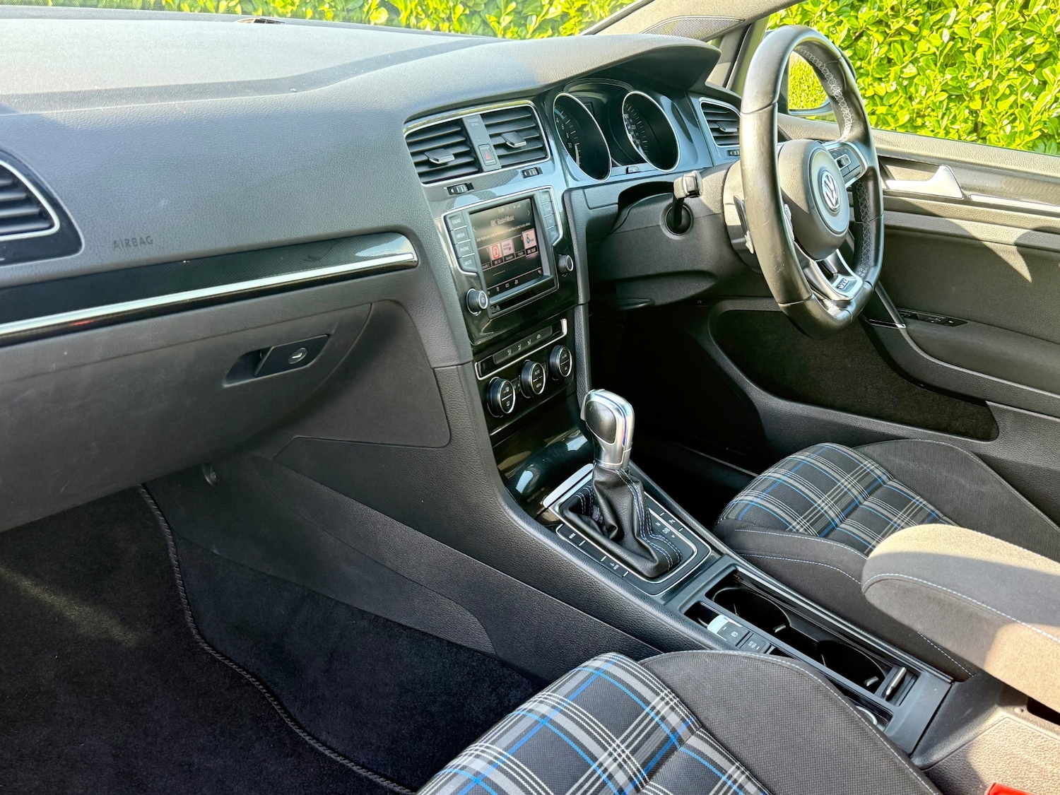 Used Volkswagen Golf 2015 for sale - 77640814: Photo 16