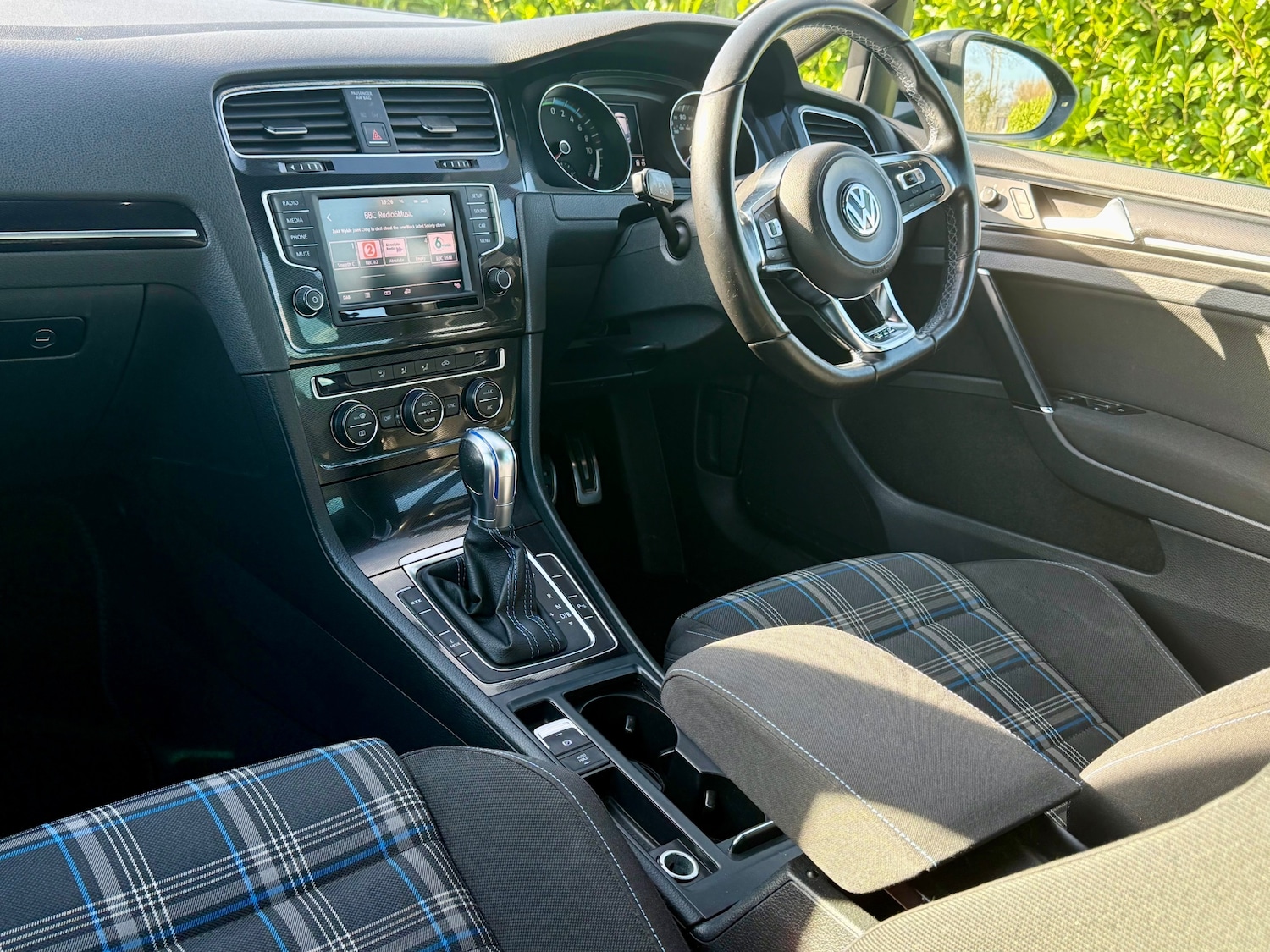 Used Volkswagen Golf 2015 for sale - 77640814: Photo 17