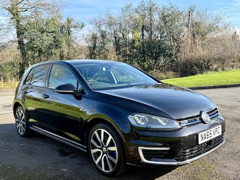 Used Volkswagen Golf 2015 for sale - 77640814: Photo