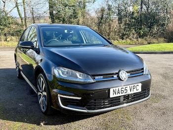 Used Volkswagen Golf 2015 for sale - 77640814: Photo
