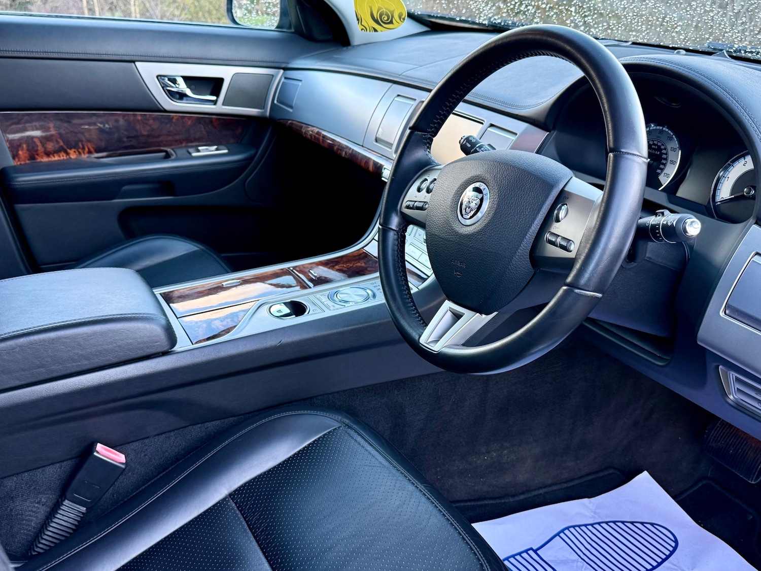 Used Jaguar XF 2009 for sale - 76625427: Photo 18