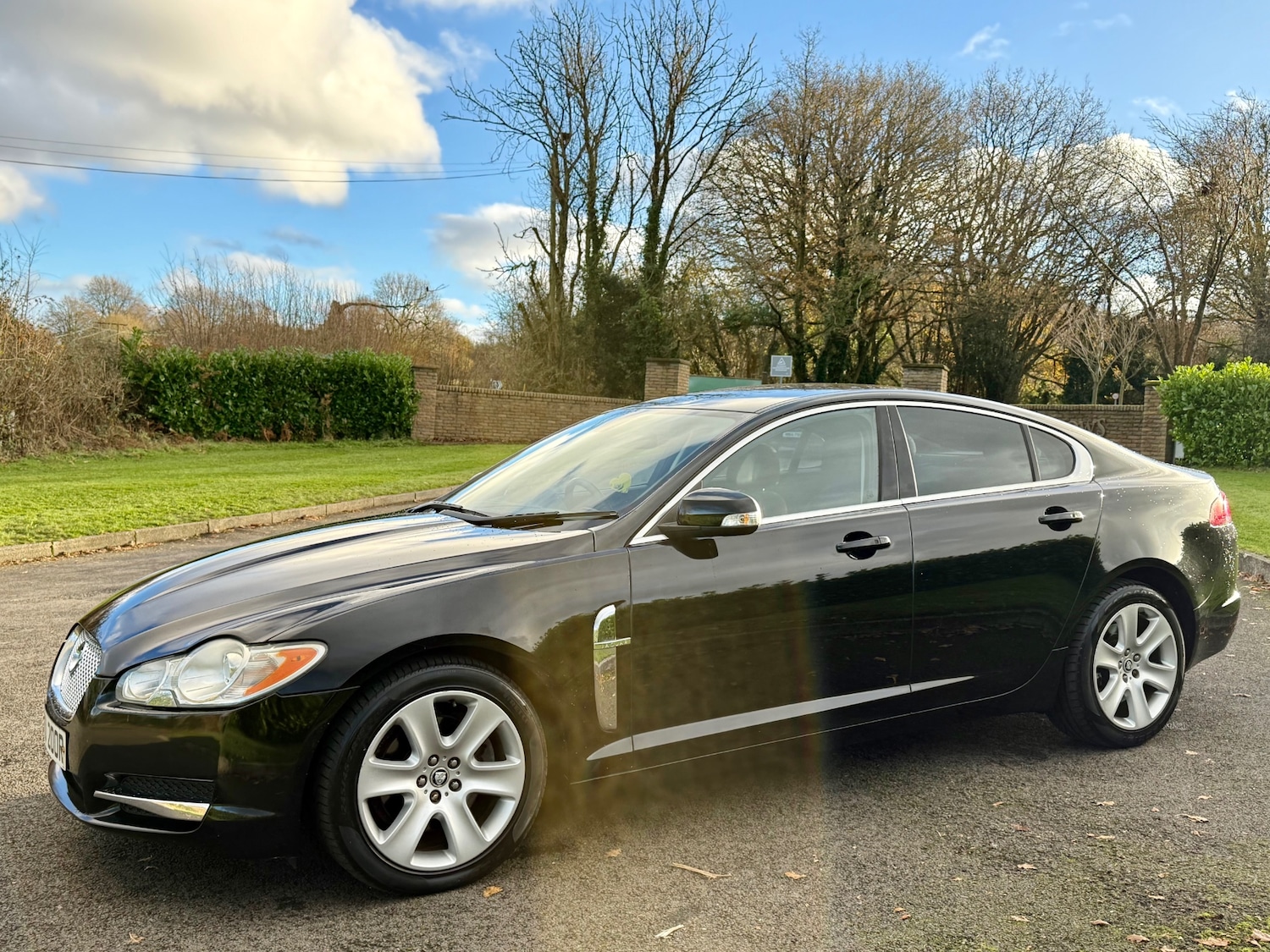 Used Jaguar XF 2009 for sale - 76625427: Photo 5