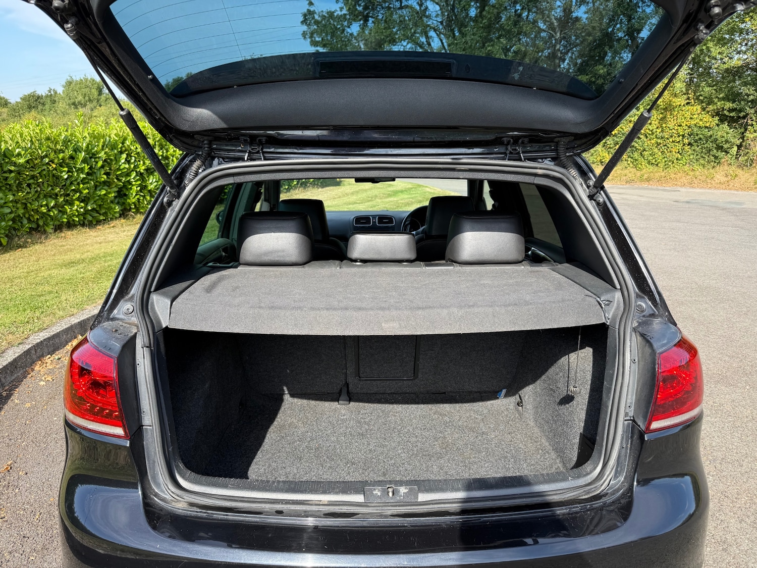 Used Volkswagen Golf 2012 for sale - 75713987: Photo 23