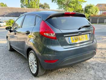 Used Ford Fiesta 2011 for sale - 74501016: Photo