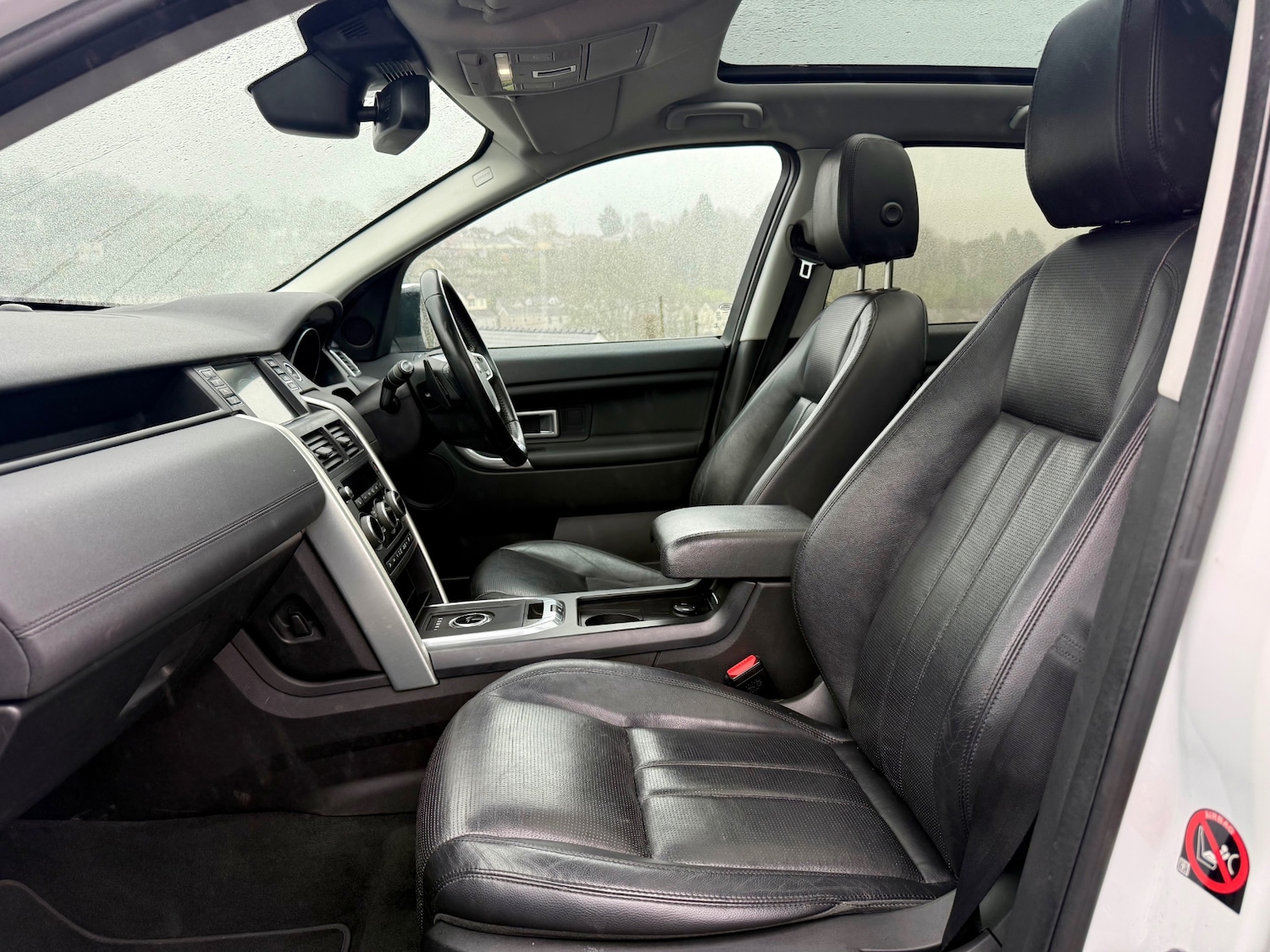 Used Land Rover Discovery Sport 2016 for sale - 78011349: Photo 15