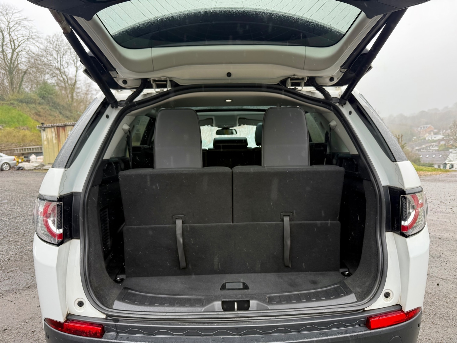 Used Land Rover Discovery Sport 2016 for sale - 78011349: Photo 23