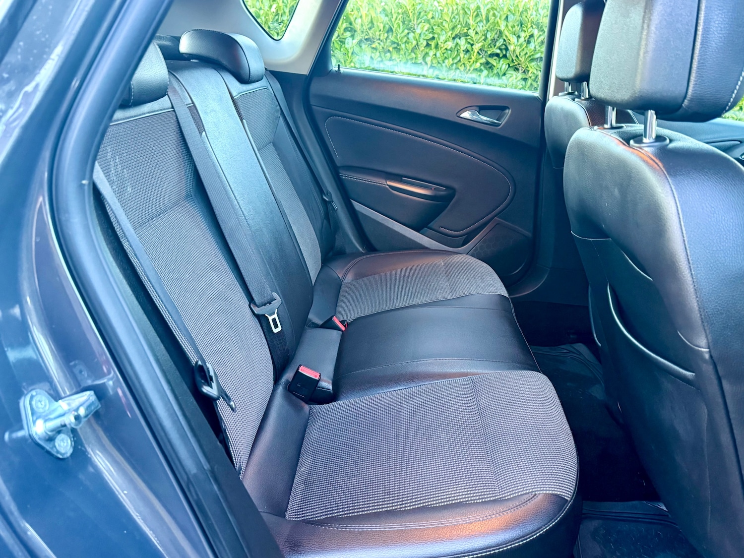 Used Vauxhall Astra 2013 for sale - 76969919: Photo 19