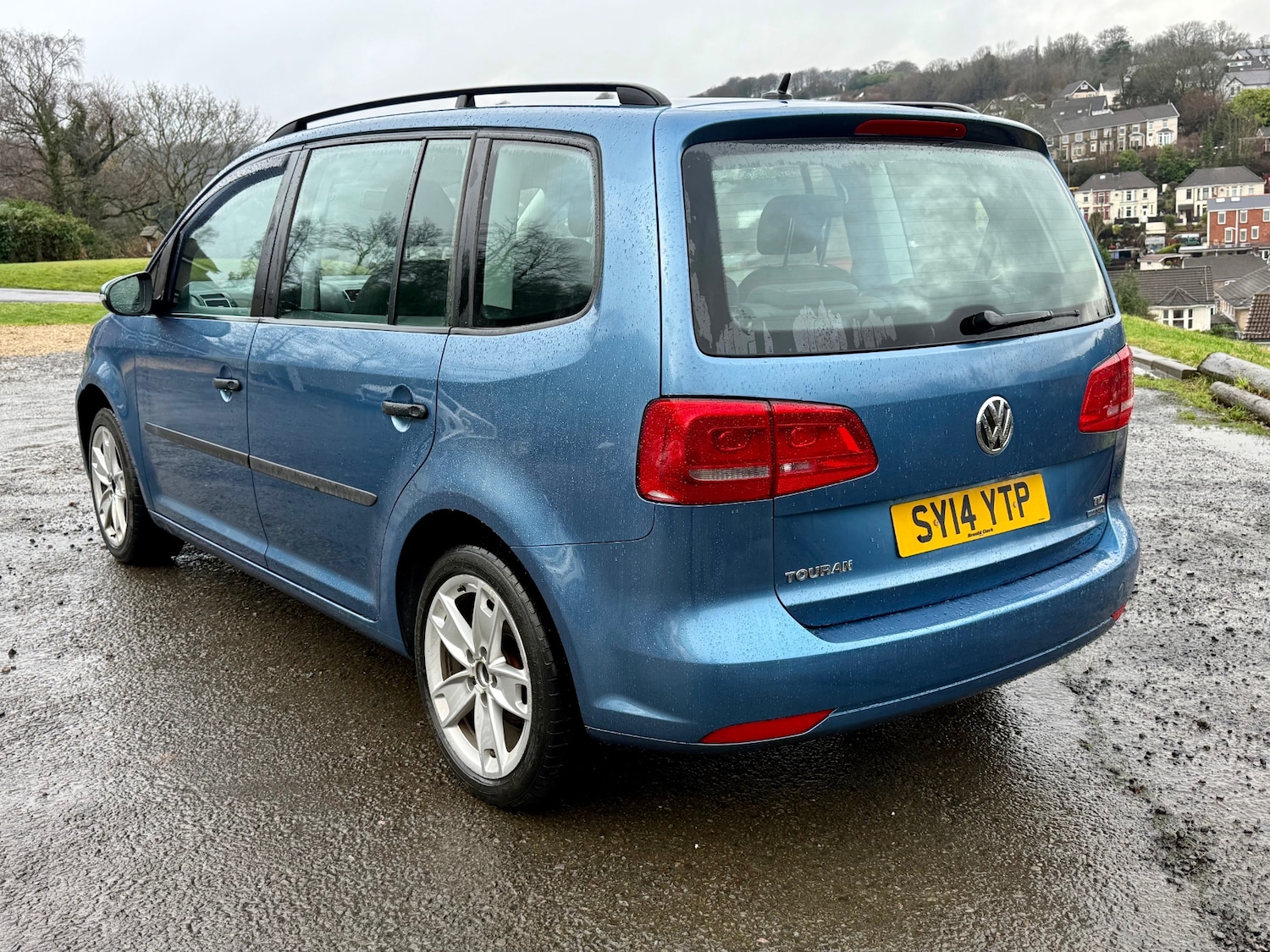 Used Volkswagen Touran 2014 for sale - 77458724: Photo 10
