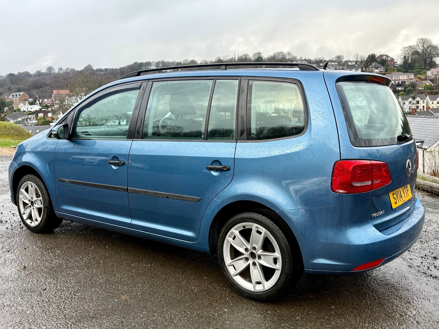 Used Volkswagen Touran 2014 for sale - 77458724: Photo 9