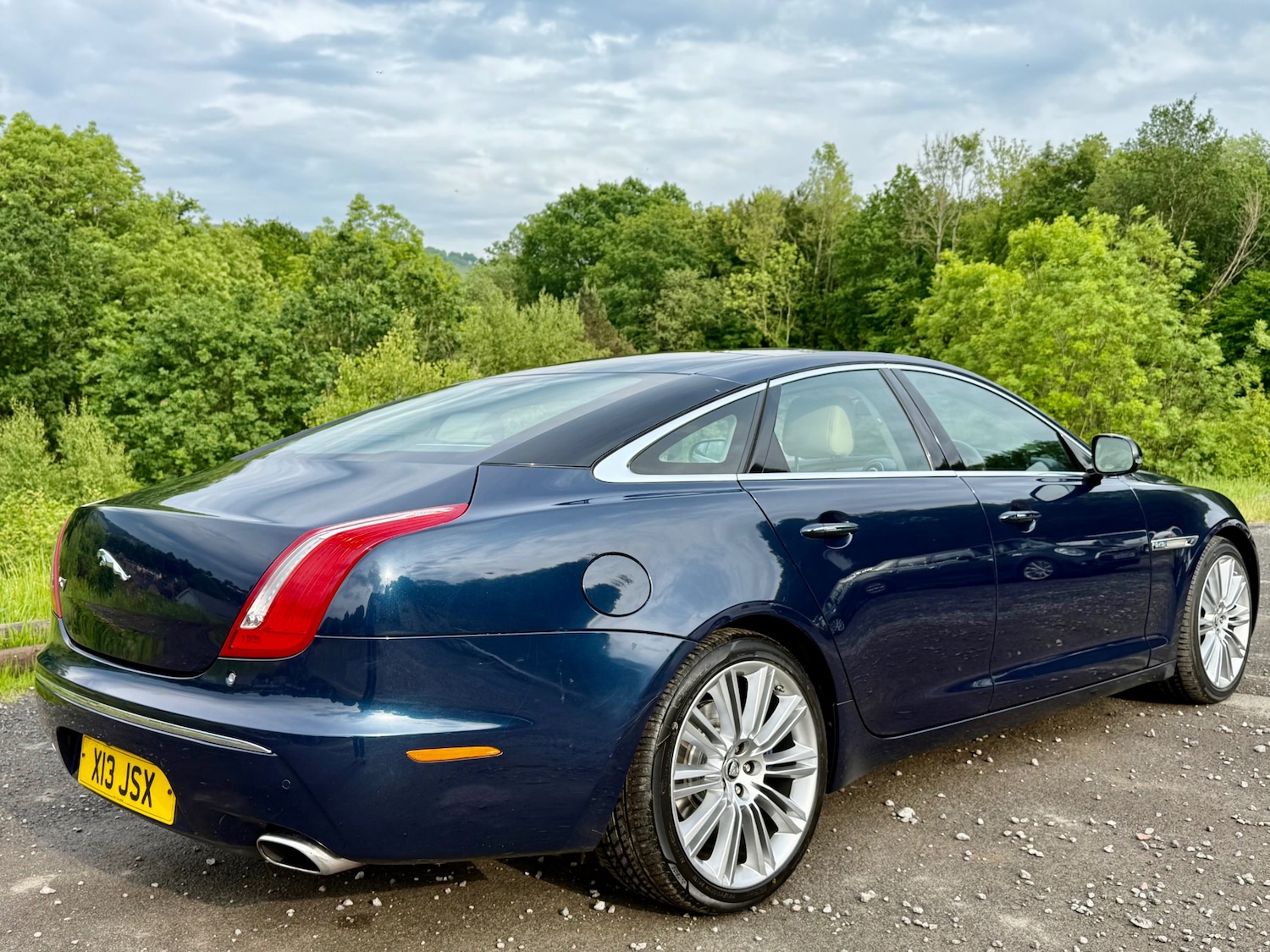 Used Jaguar XJ 2010 for sale - 74843328: Photo 11