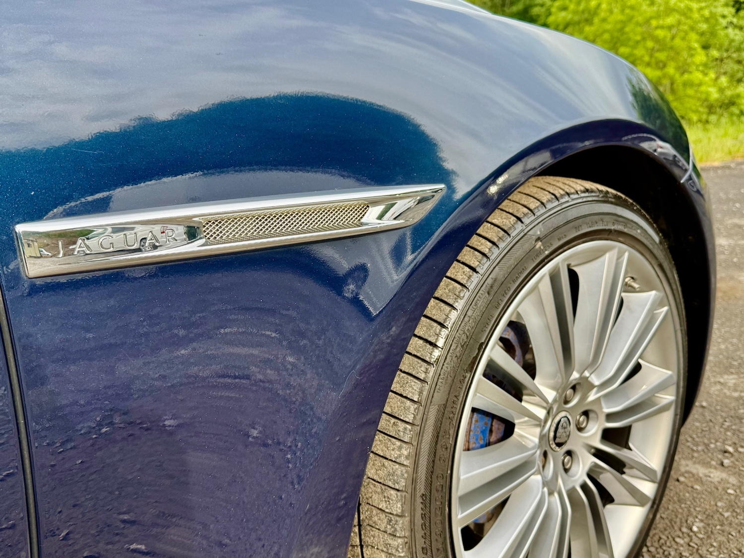 Used Jaguar XJ 2010 for sale - 74843328: Photo 21