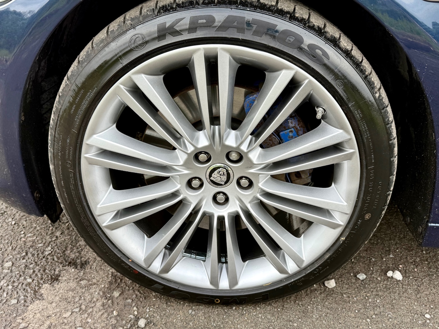 Used Jaguar XJ 2010 for sale - 74843328: Photo 28