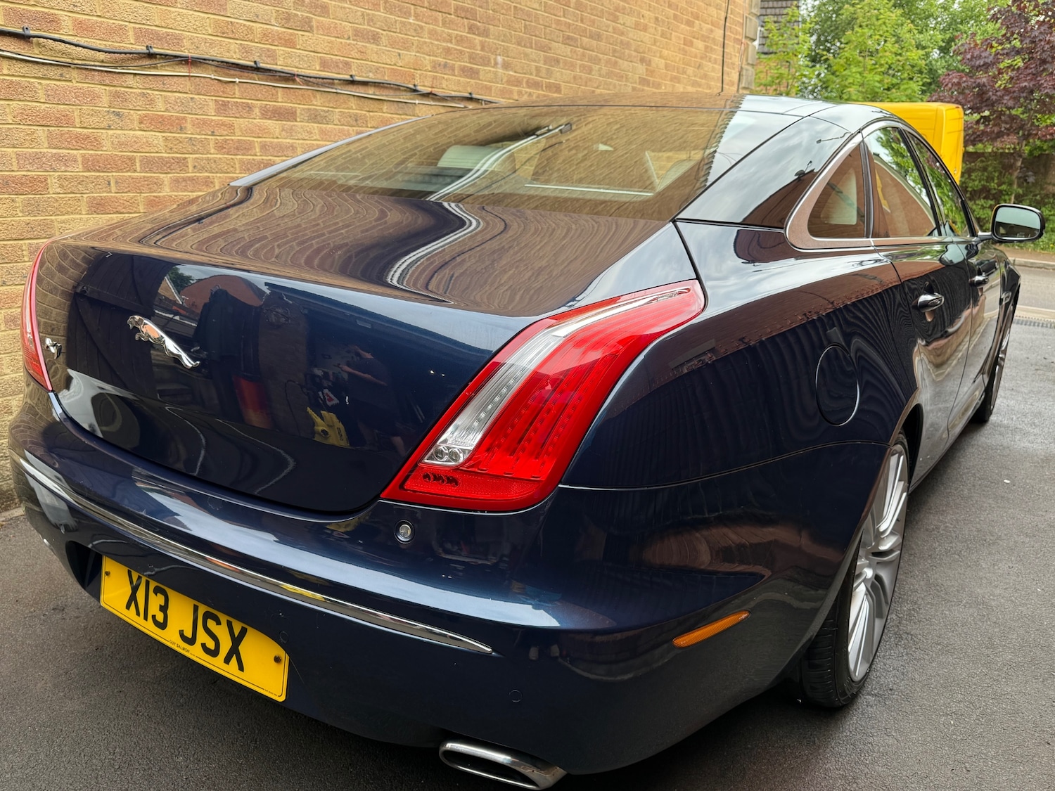 Used Jaguar XJ 2010 for sale - 74843328: Photo 33