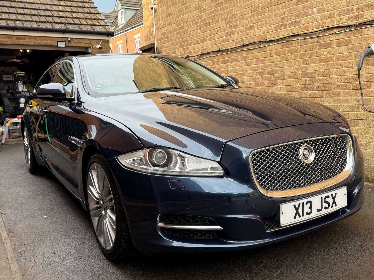 Used Jaguar XJ 2010 for sale - 74843328: Photo 37