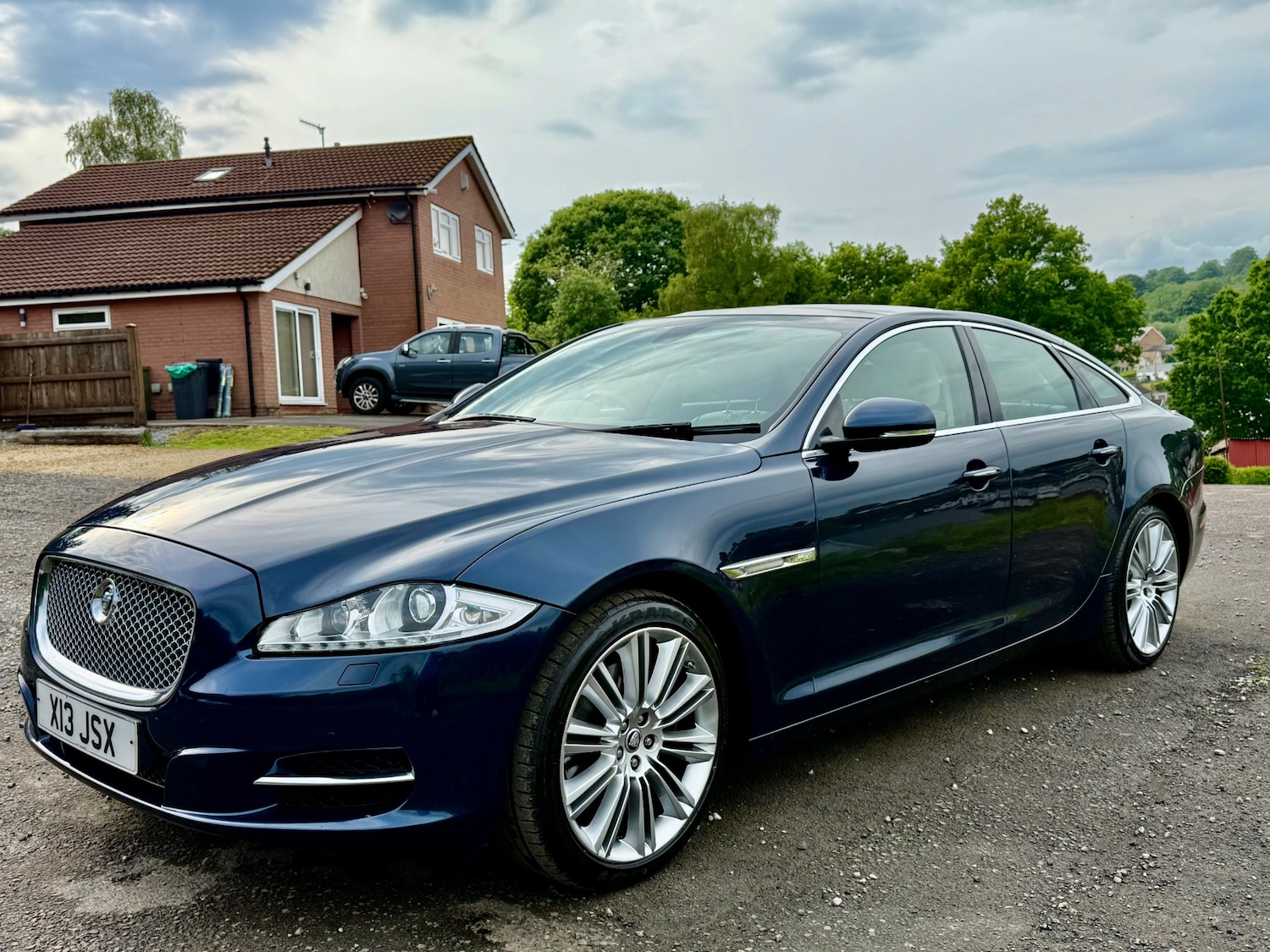 Used Jaguar XJ 2010 for sale - 74843328: Photo 39