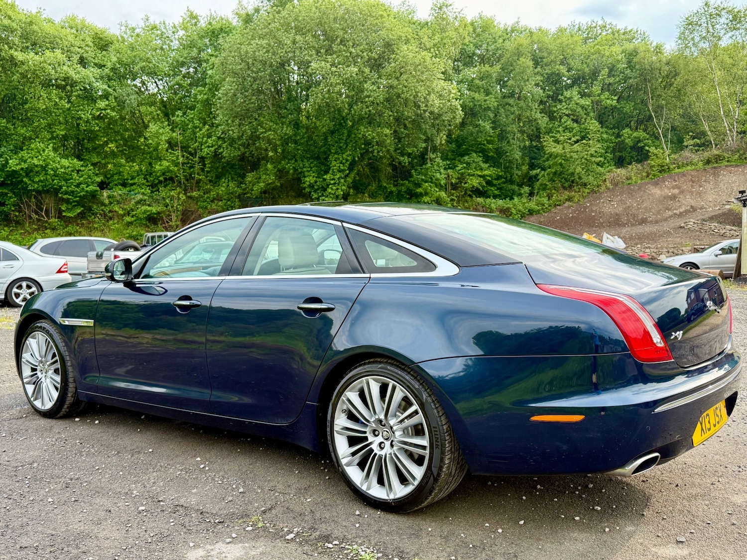 Used Jaguar XJ 2010 for sale - 74843328: Photo 7