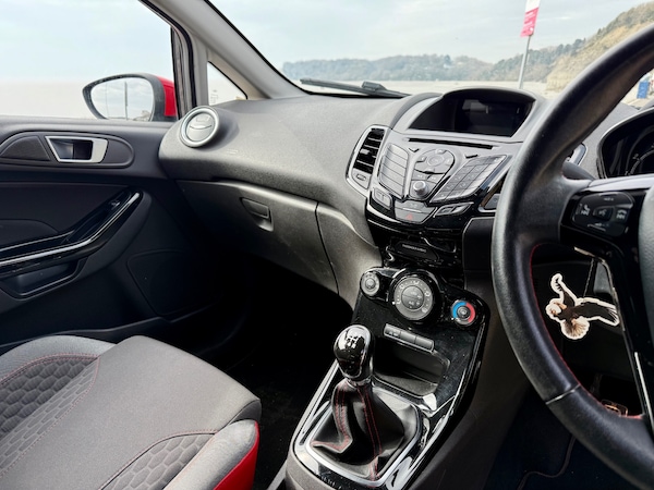 Used Ford Fiesta 2015 for sale - 74075369: Photo 20