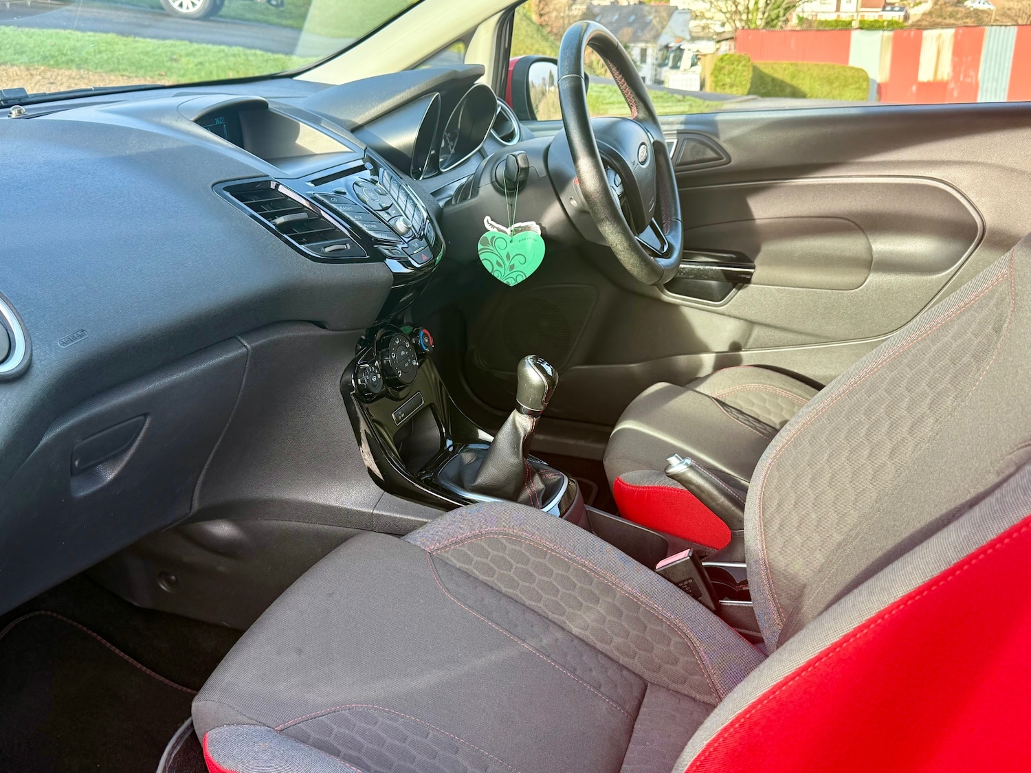 Used Ford Fiesta 2015 for sale - 74075369: Photo 47