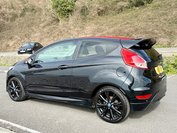 Used Ford Fiesta 2015 for sale - 74075369: Photo 6