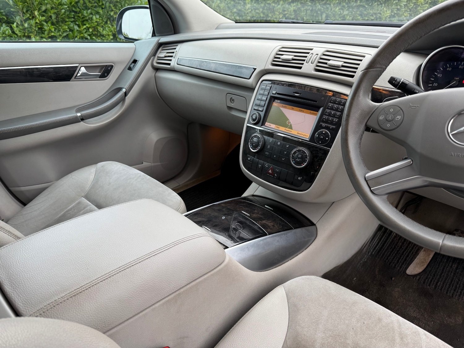 Used Mercedes-Benz R Class 2009 for sale - 77444147: Photo 15