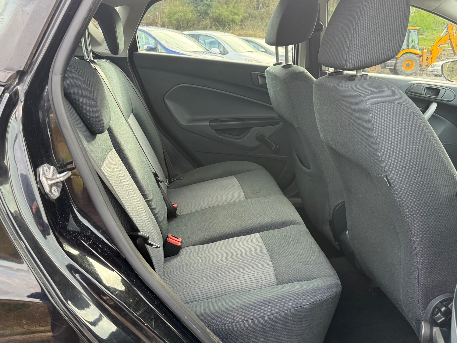 Used Ford Fiesta 2011 for sale - 78106040: Photo 17