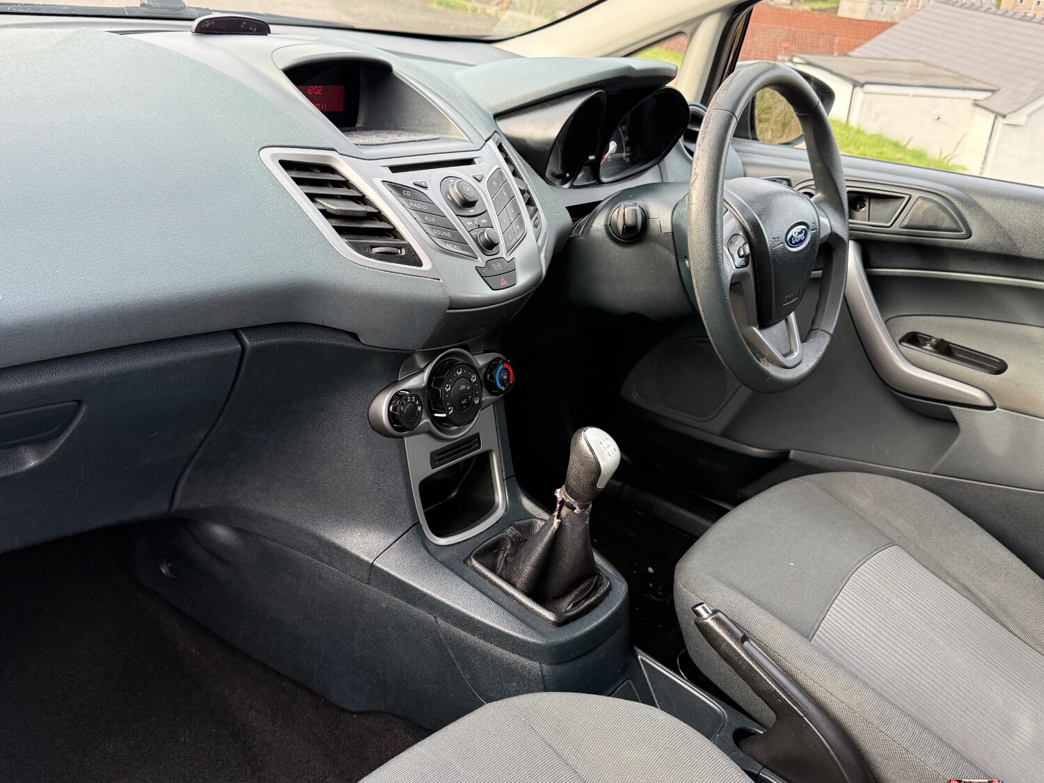 Used Ford Fiesta 2011 for sale - 78106040: Photo 20