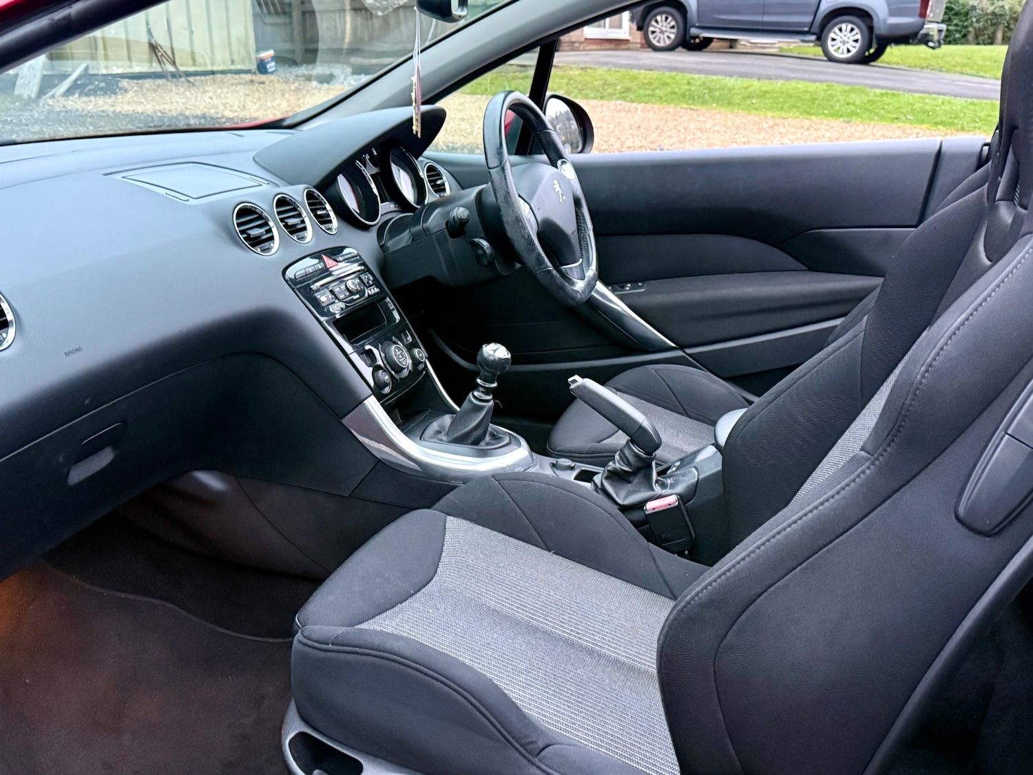 Used Peugeot 308 2013 for sale - 77008517: Photo 15