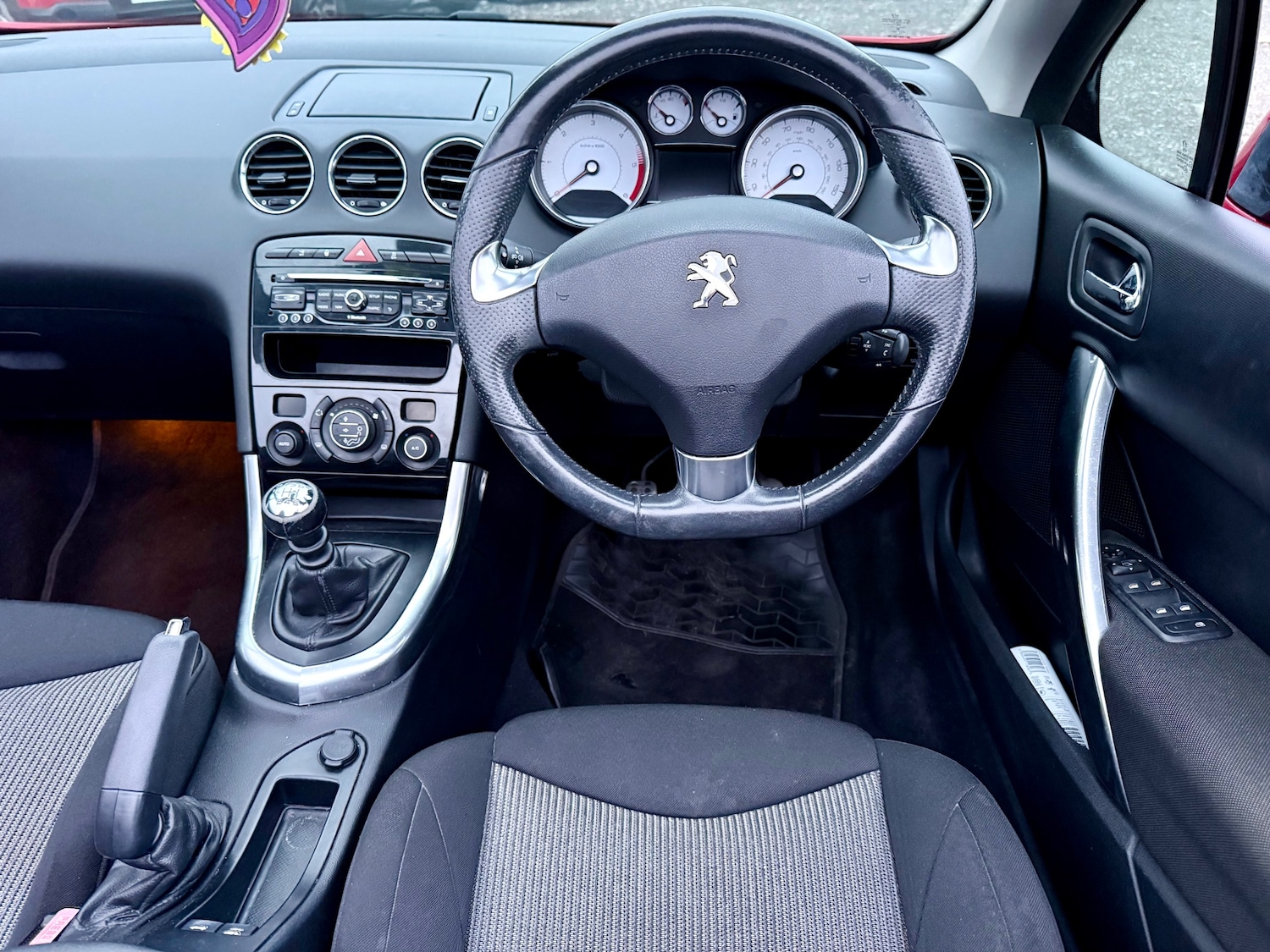 Used Peugeot 308 2013 for sale - 77008517: Photo 18