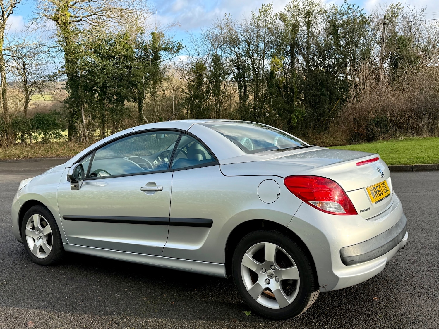 Used Peugeot 207 2010 for sale - 77136608: Photo 31