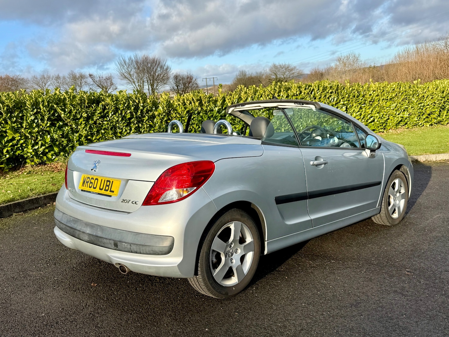 Used Peugeot 207 2010 for sale - 77136608: Photo 5