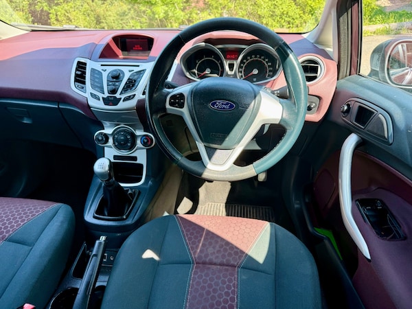 Used Ford Fiesta 2010 for sale - 75016834: Photo 13