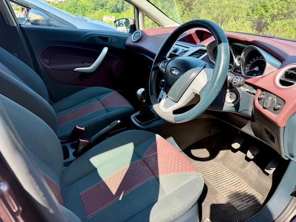 Used Ford Fiesta 2010 for sale - 75016834: Photo 16