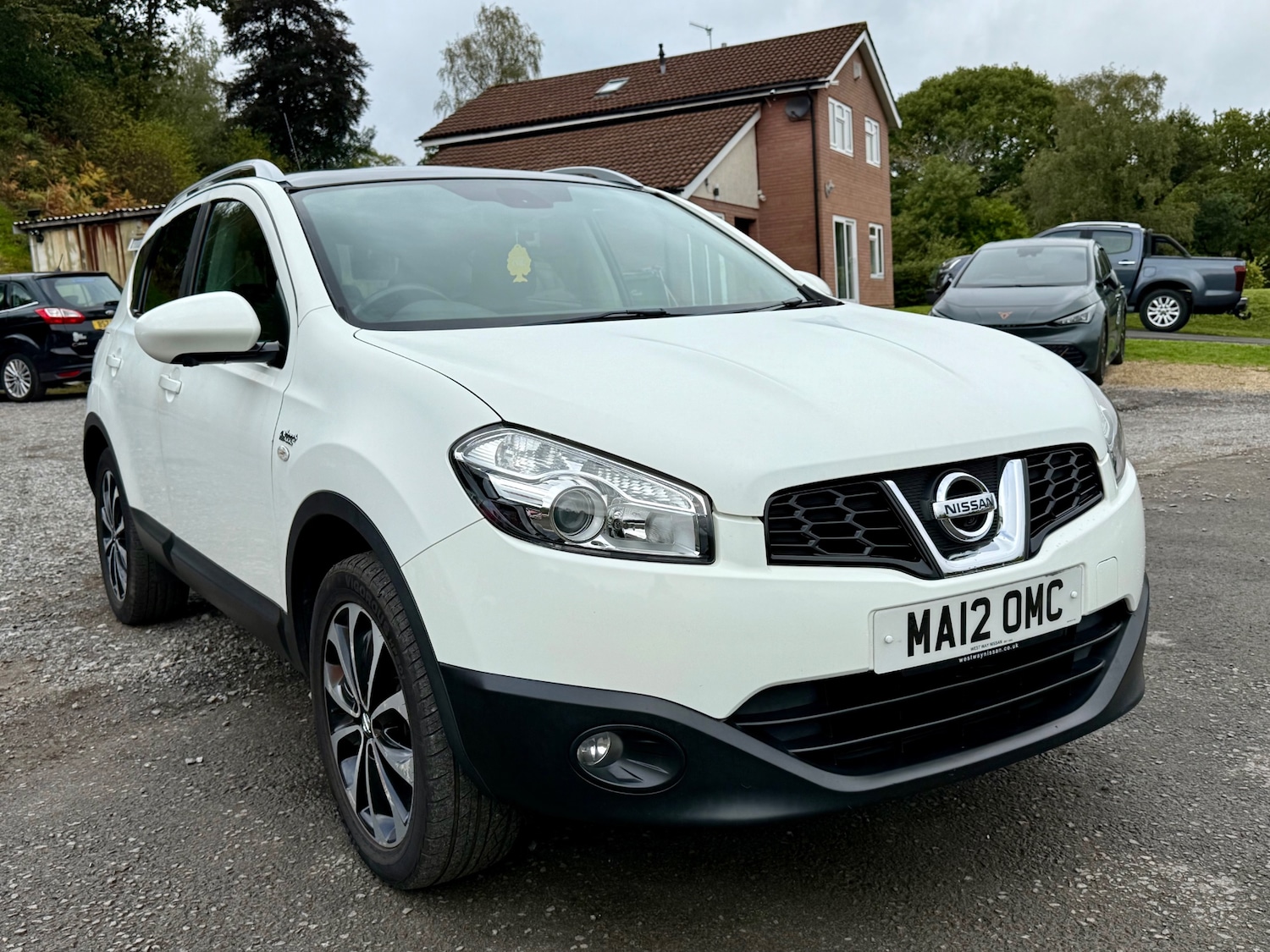 Used Nissan Qashqai 2012 for sale - 76198610: Photo 4