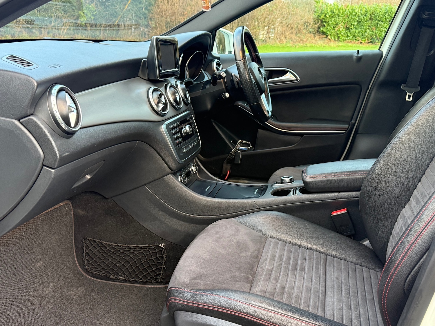 Used Mercedes-Benz GLA 2015 for sale - 76897301: Photo 13