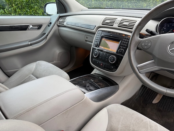 Used Mercedes-Benz R Class 2009 for sale - 73591243: Photo 16