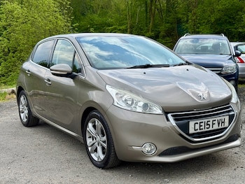 Used Peugeot 208 2015 for sale - 78508116: Photo