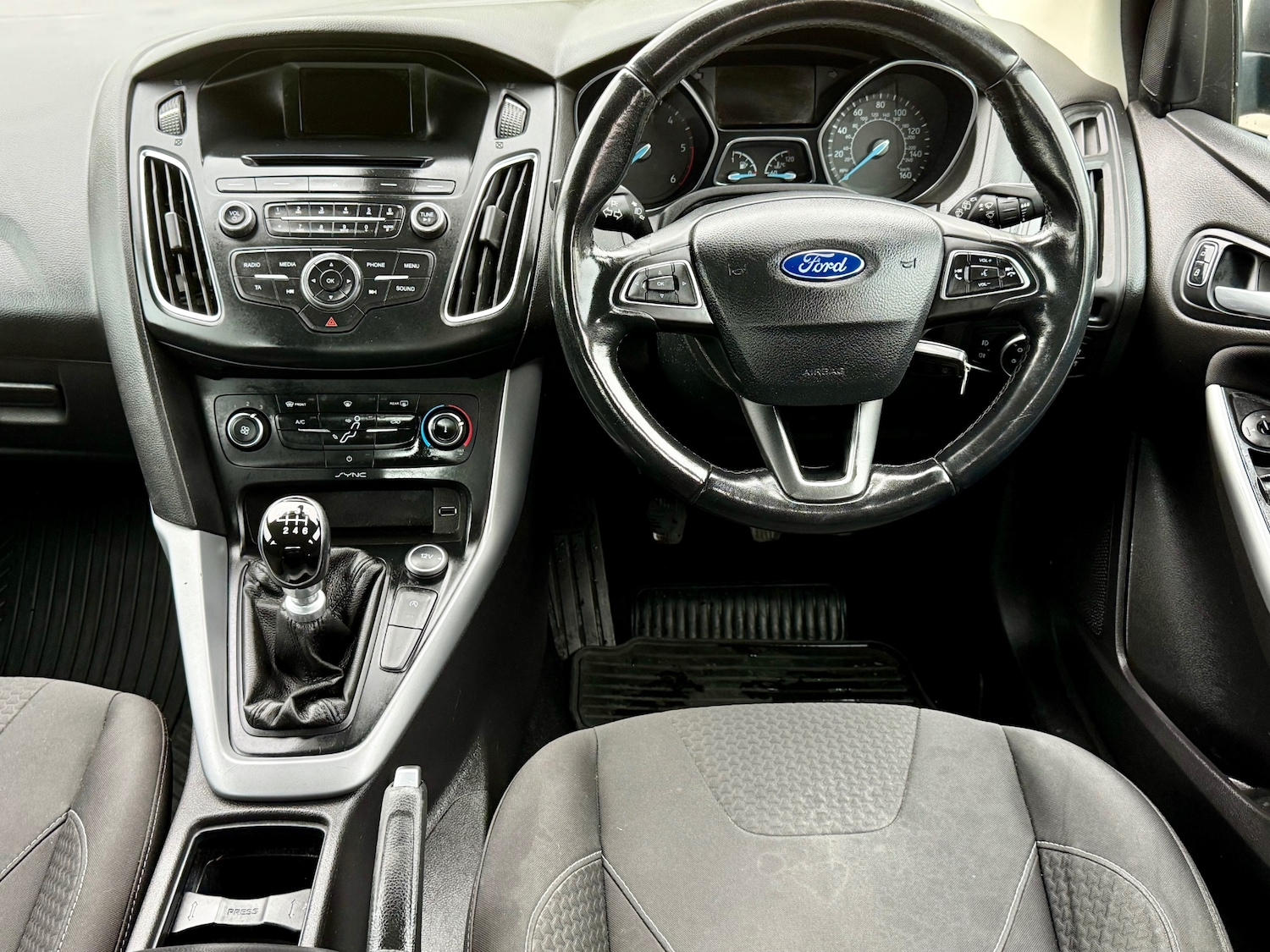 Used Ford Focus 2015 for sale - 76149881: Photo 15