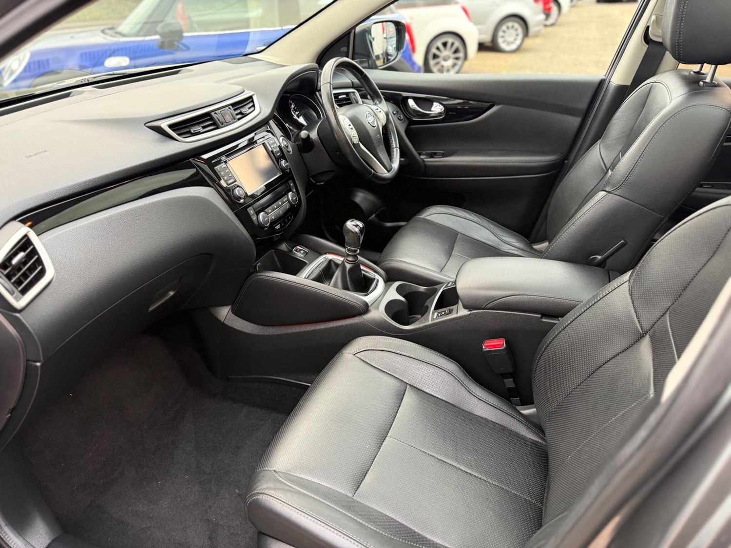 Used Nissan Qashqai 2017 for sale - 76645297: Photo 11