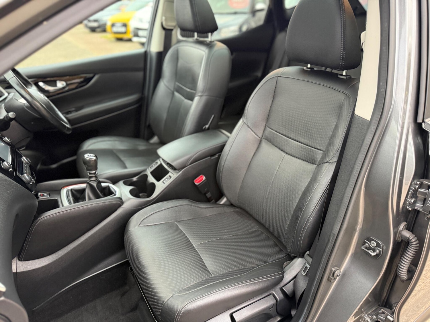 Used Nissan Qashqai 2017 for sale - 76645297: Photo 12