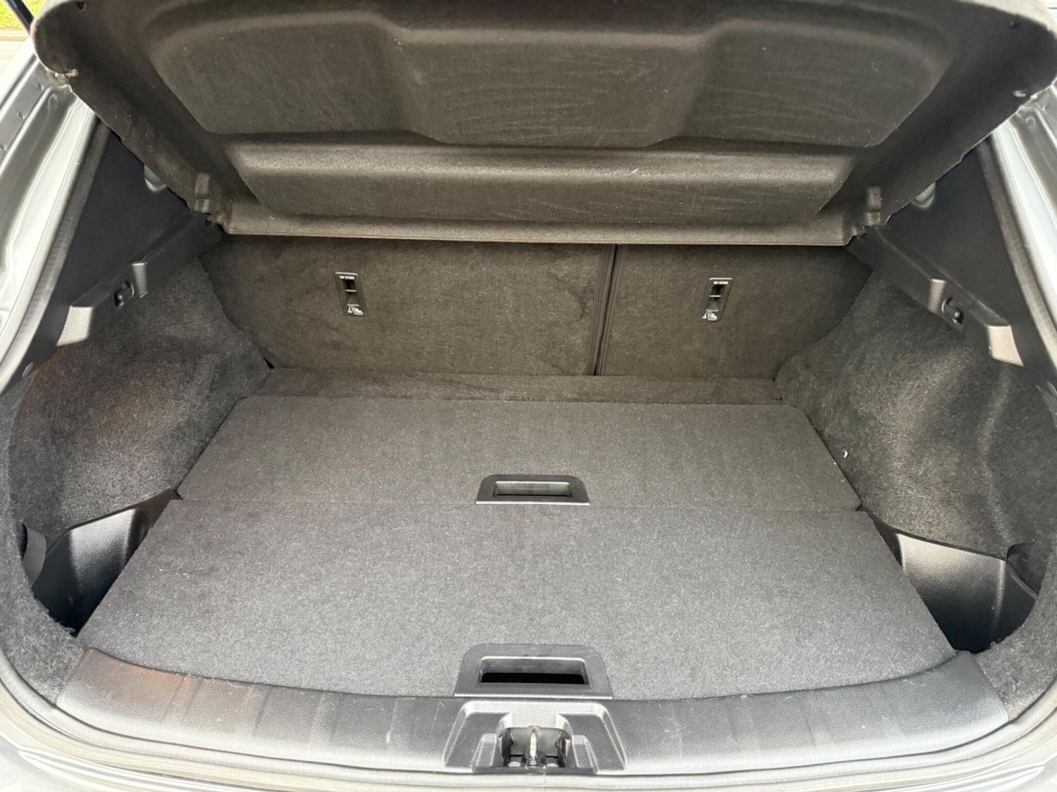 Used Nissan Qashqai 2017 for sale - 76645297: Photo 15