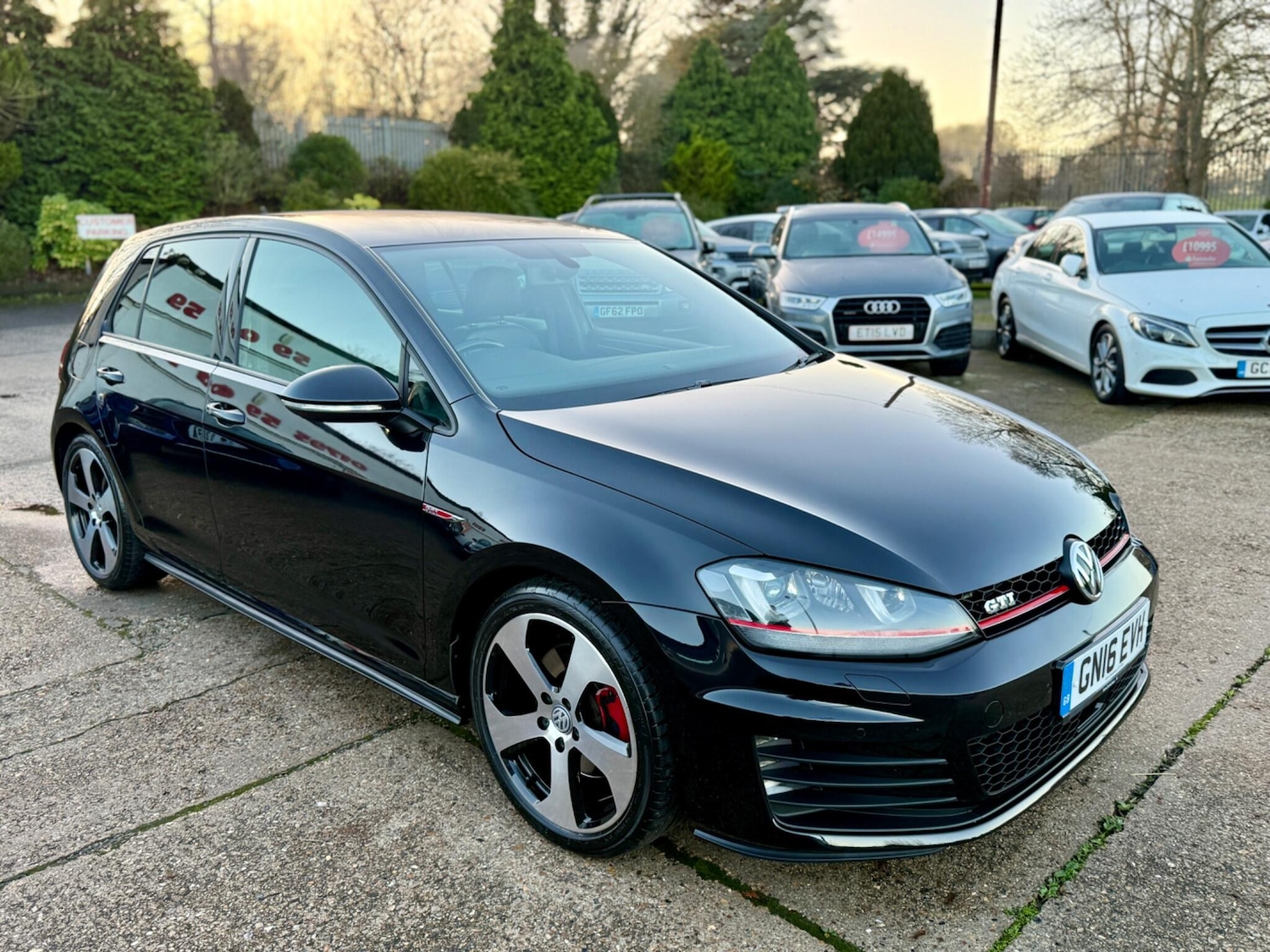 Used Volkswagen Golf for sale - 77016004: Photo 3