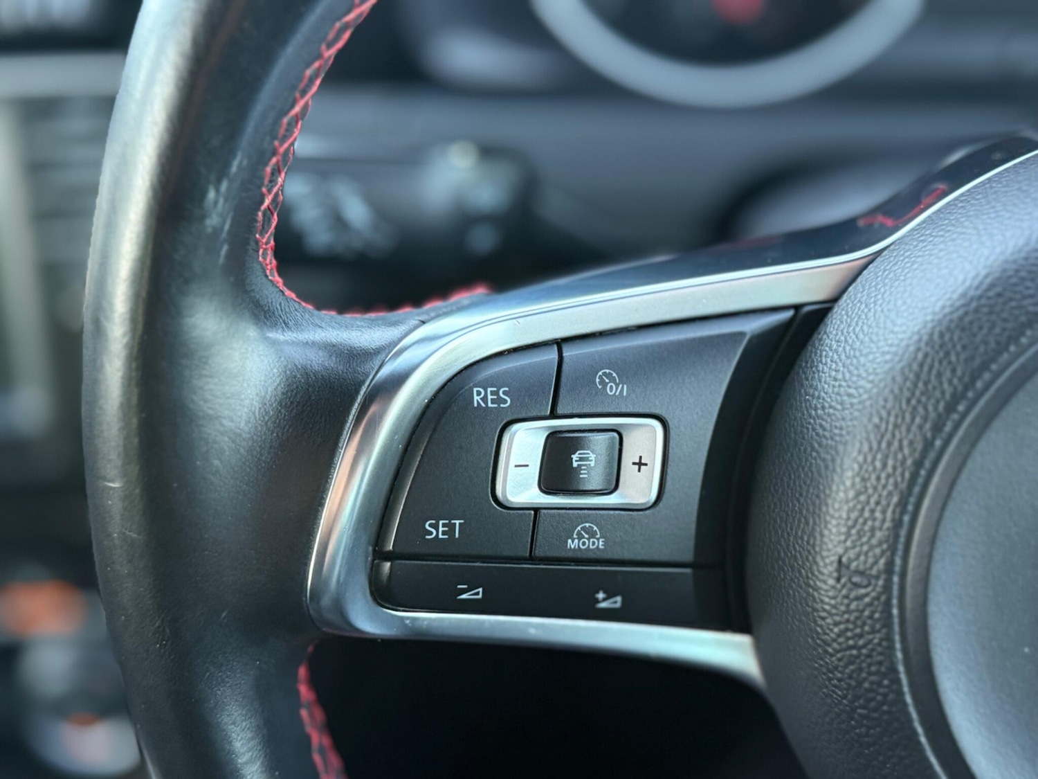 Used Volkswagen Golf for sale - 77016004: Photo 32