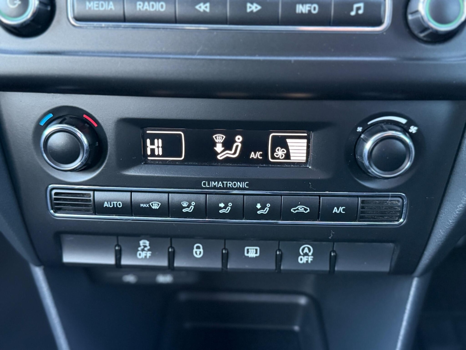 Used Skoda Rapid 2014 for sale - 77144608: Photo 20